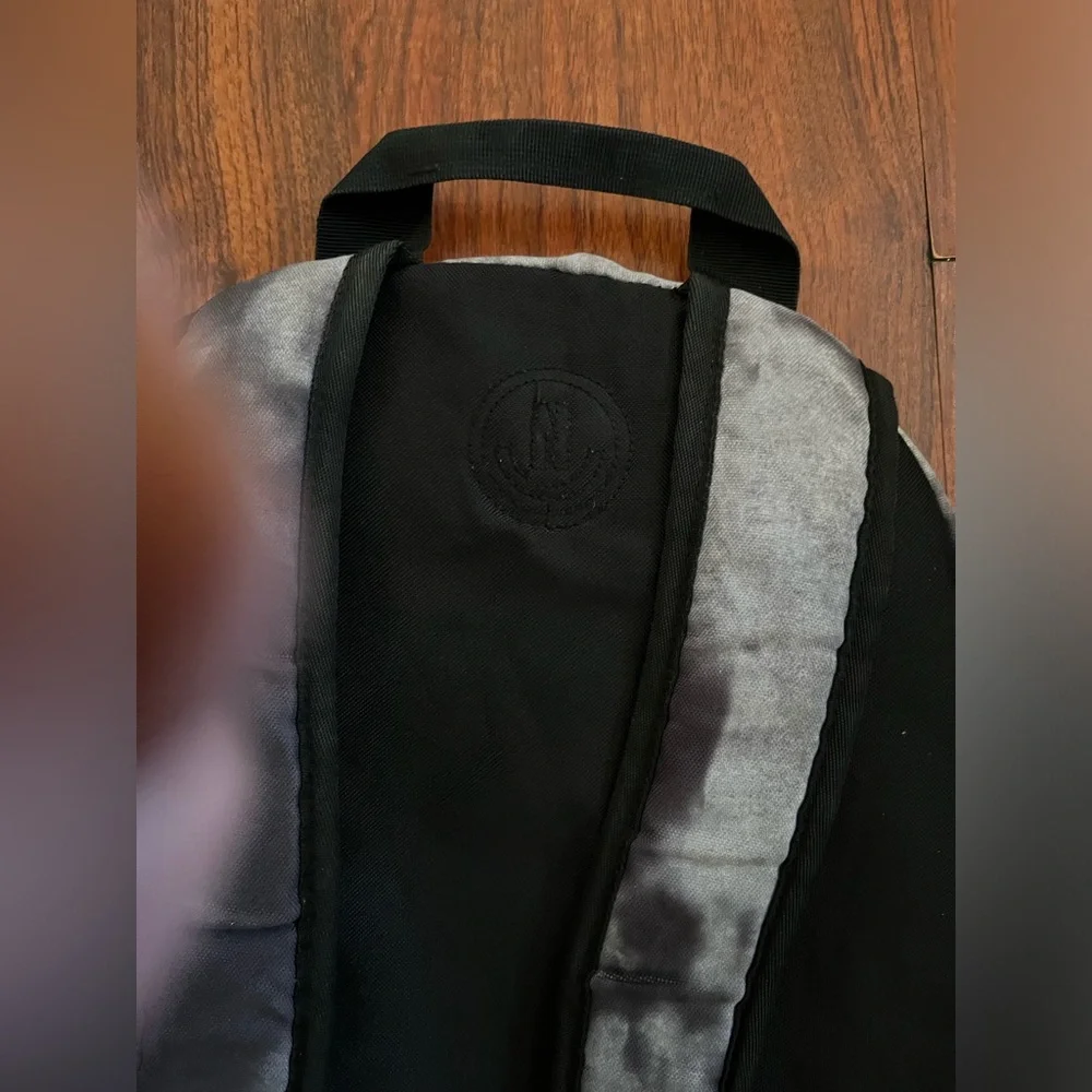 Neff Backpack - Picture 8 of 9